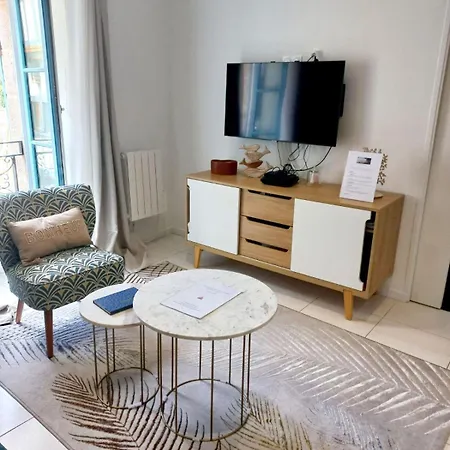 Ferienwohnung Exceptionnel Tres Beau T2 Sur Le Port De St Goustan- Vue Sur Le Port! Auray Exterior foto