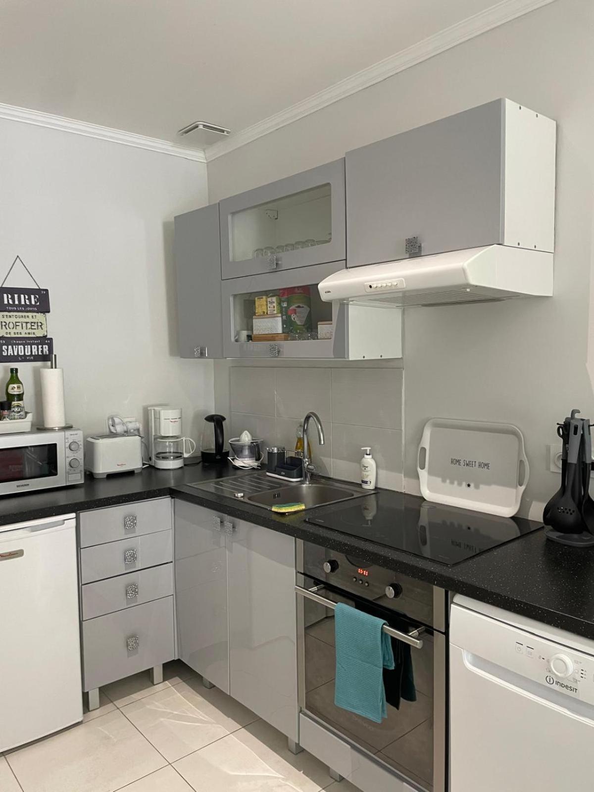 Exceptionnel Tres Beau T2 Sur Le Port De St Goustan- Vue Sur Le Port! Apartment *